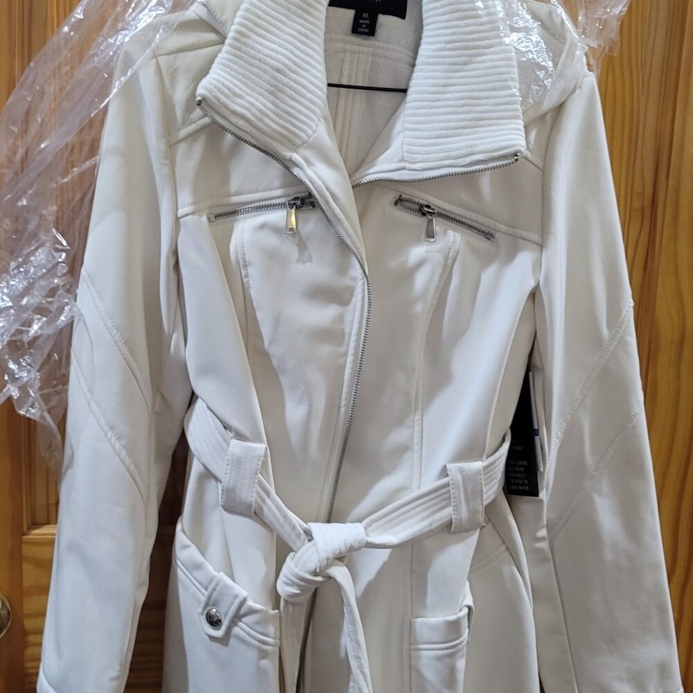 Avanti women's Coat Size XL, Water resistant, Color White (NWT) - Picture 3 of 12